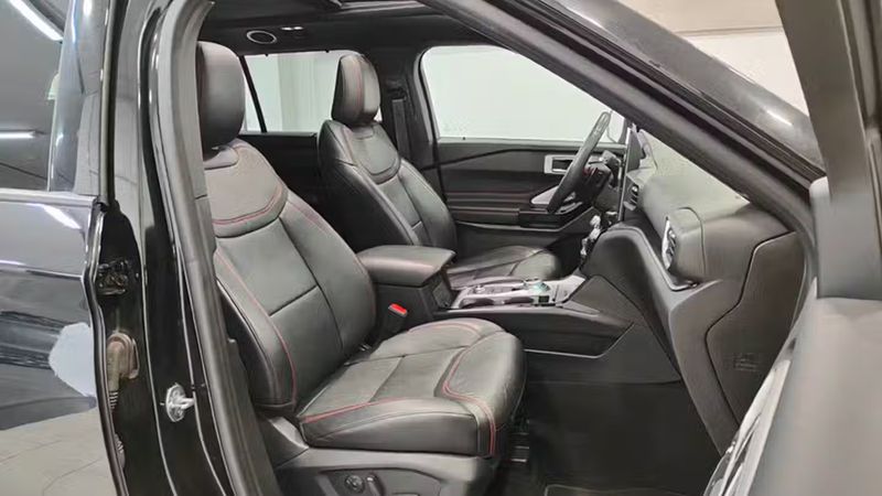 Ford Explorer • 2021 • 63,204 km 17