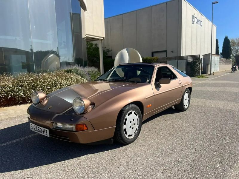 Porsche 928 • 1987 • 99,990 km 5