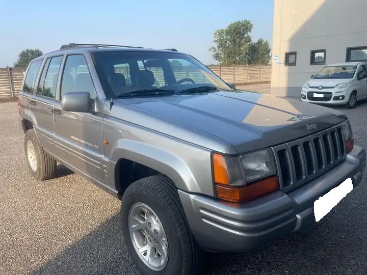 Jeep Grand Cherokee • 1998 • 254,000 km 10