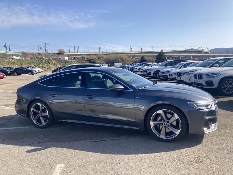 Audi A7 • 2020 • 42,500 km 4