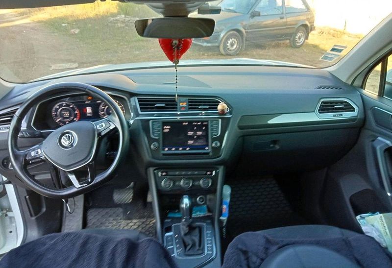 Volkswagen Tiguan Allspace • 2016 • 60,000 km 4