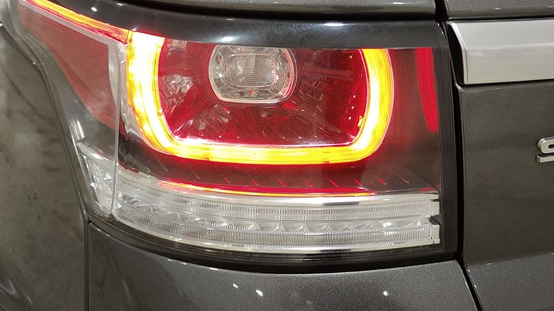 Land Rover Range Rover Sport • 2016 • 102,000 km 21