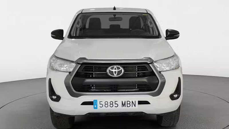 Toyota Hilux • 2022 • 53,912 km 7