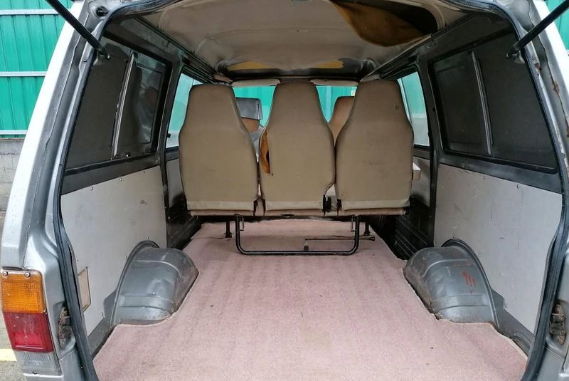 Nissan Vanette • 1987 • 200,000 km 7