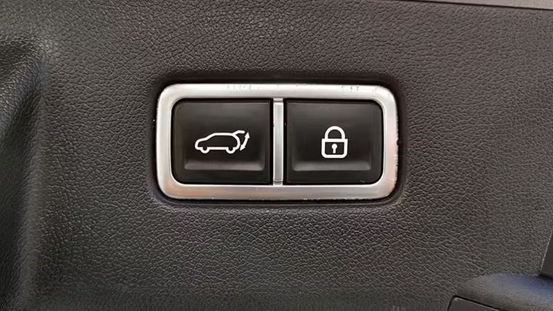 Kia Sorento • 2023 • 36,414 km 13