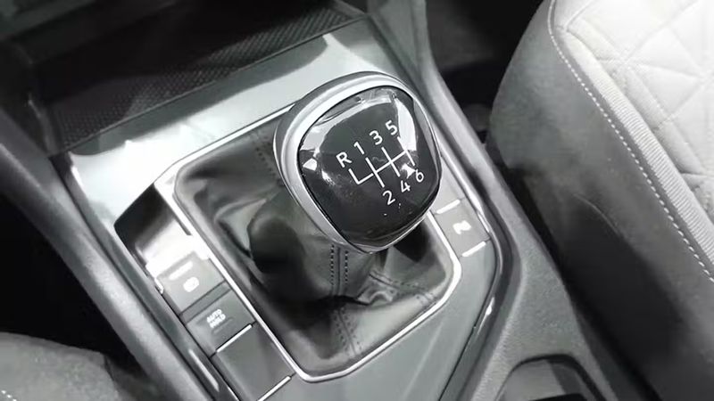 Volkswagen Tiguan • 2022 • 35,214 km 8