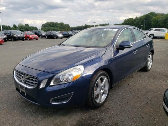 Volvo S60 • 2014 • 10,000 mi 2
