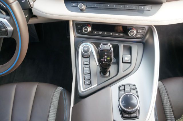 BMW i3 • 2014 • 102,720 km 15