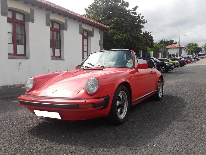 Porsche 911 Carrera Cabrio • 1983 • 254,300 km 2