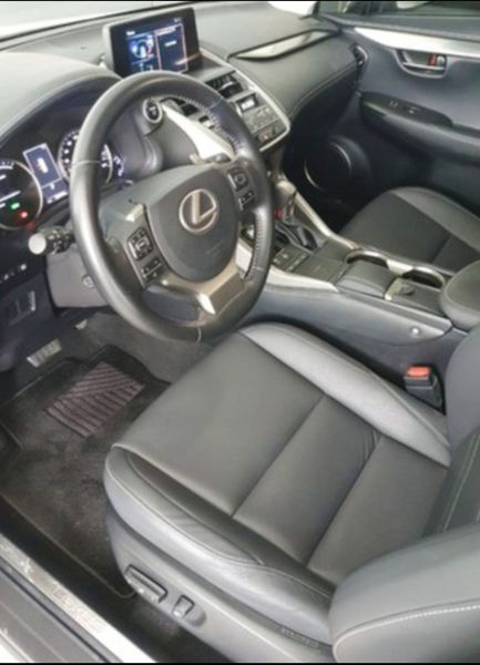 Lexus NX • 2019 • 32,000 km 5