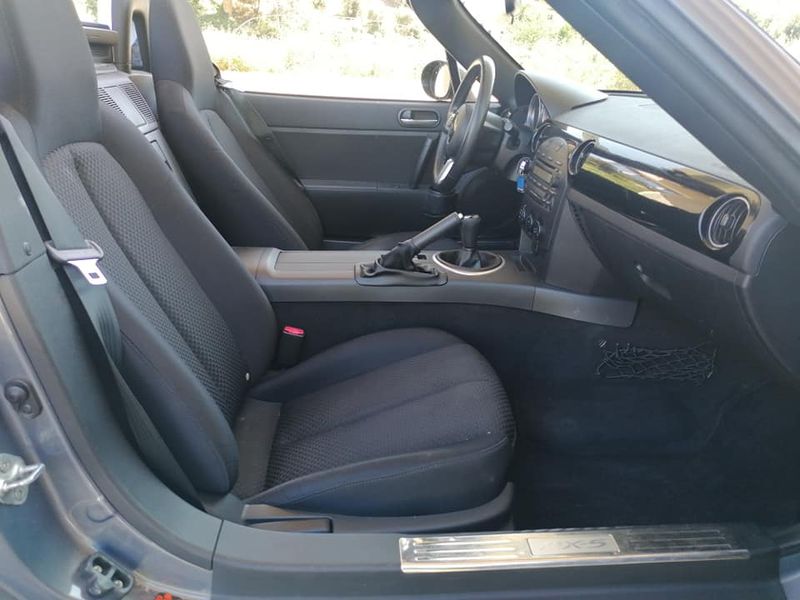 Mazda MX-5 • 2007 • 155,000 km 6