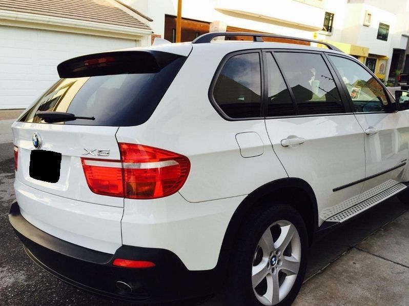 BMW X5 • 2010 • 130,000 km 3