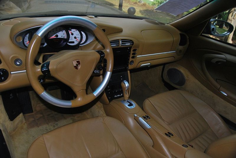 Porsche 997 • 2005 • 92,200 km 4