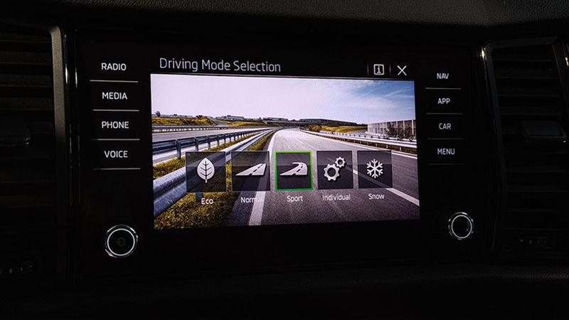 Škoda Kodiaq • 2021 • 72,363 km 12