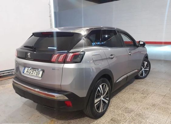 Peugeot 3008 • 2021 • 58,600 km 5