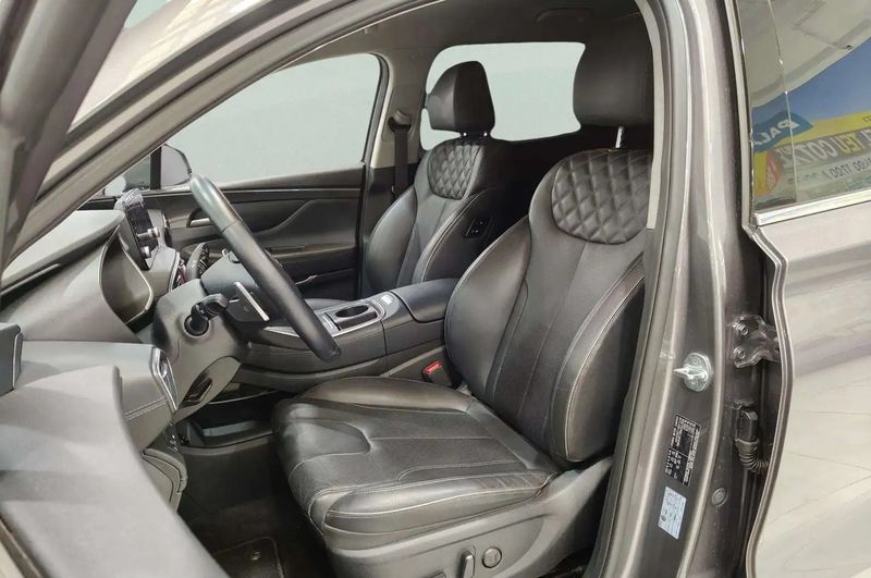 Hyundai Santa Fe Hybrid • 2022 • 36,019 km 8