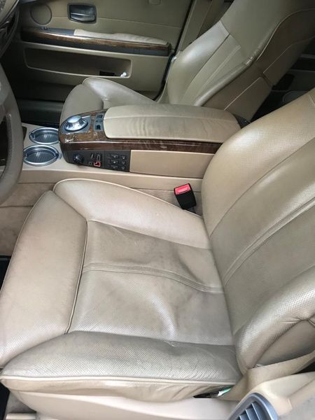 BMW 7 Series • 2002 • 184,500 km 3