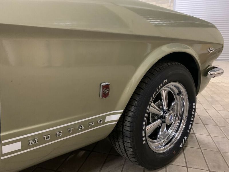 Ford Mustang • 1966 • 9,999 km 12