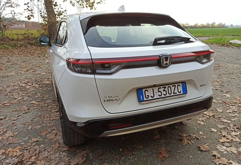 Honda HR-V • 2022 • 17,400 km 3