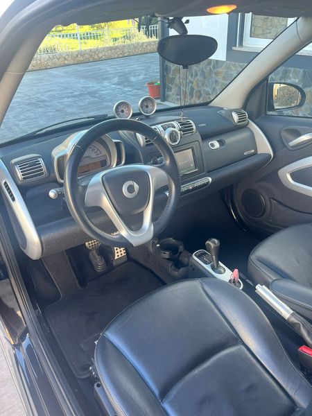 Smart fortwo • 2009 • 76,000 km 6