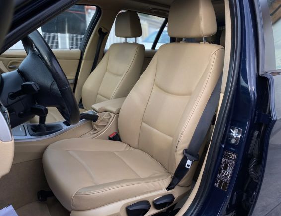 BMW 3 Series • 2007 • 223,397 km 2