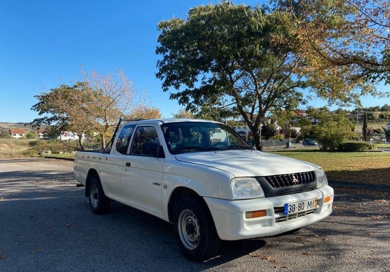 Mitsubishi L200 • 1998 • 200,000 km 1
