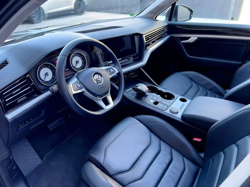 Volkswagen Touareg • 2020 • 69,000 km 7
