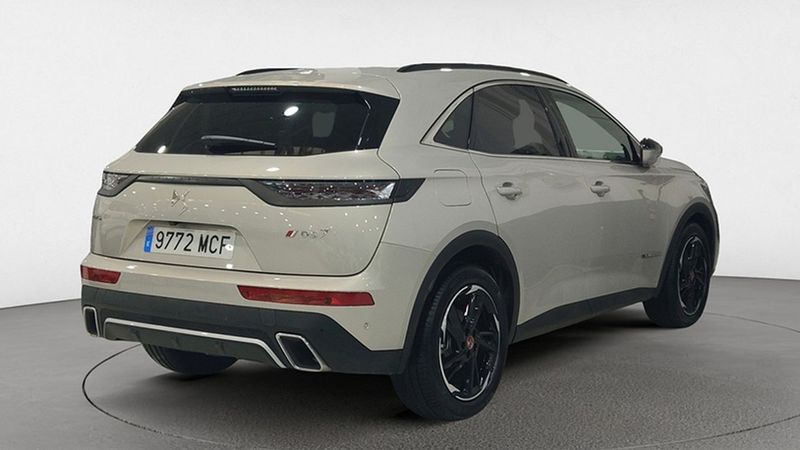 Citroën DS5 • 2022 • 18,557 km 14