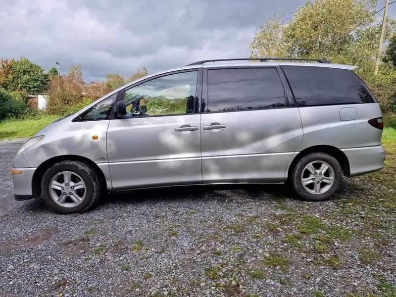 Toyota Previa • 2001 • 239,000 km 1
