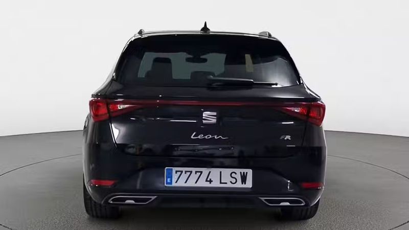 Seat Leon ST • 2021 • 67,992 km 10