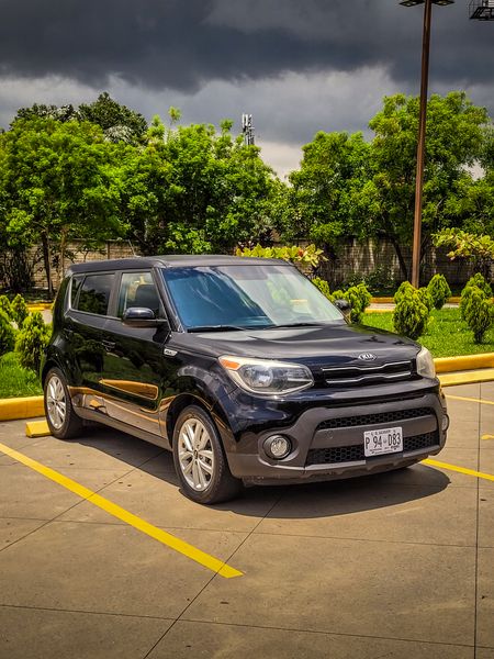 Kia Soul • 2018 • 92,000 mi 3