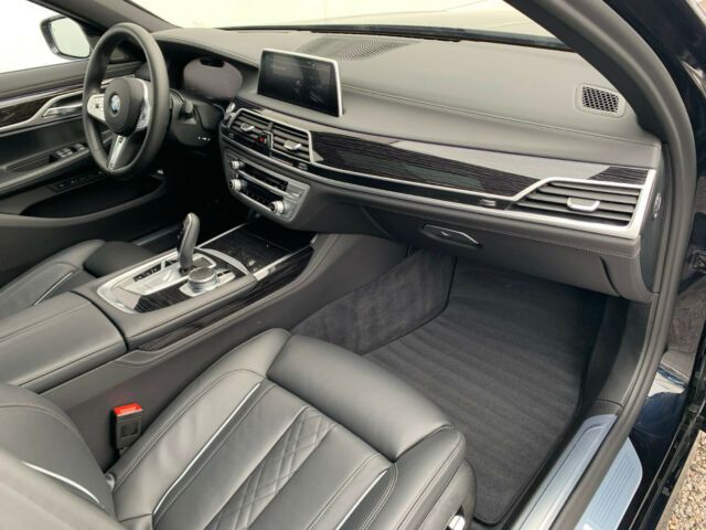 BMW 7 • 2020 • 40,000 km 16