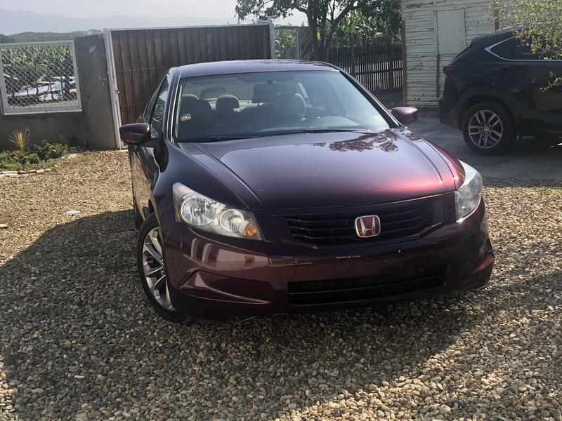 Honda Accord • 2009 • 1,000 km 1