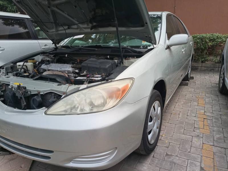 Toyota Camry • 2003 • 90,000 km 3