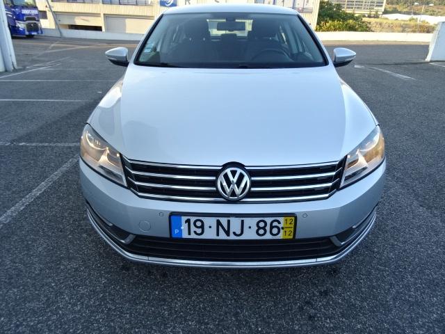 Volkswagen Passat • 2012 • 80,000 km 2