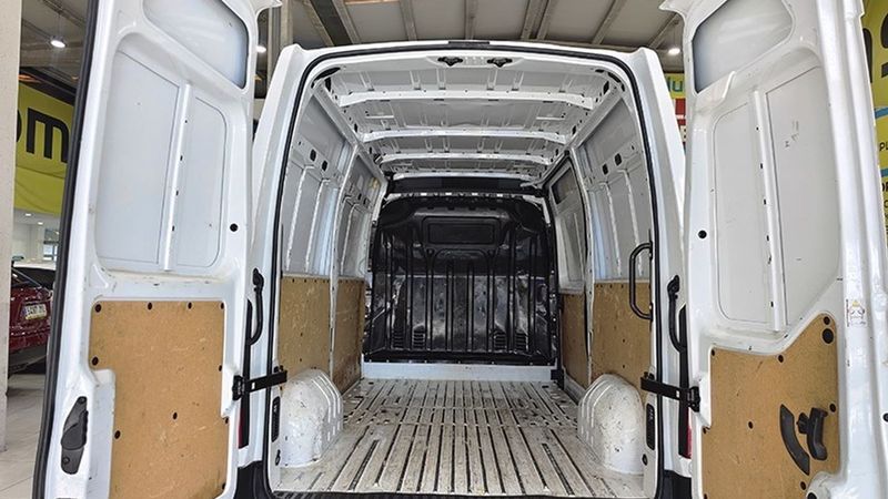 Nissan NV400 • 2021 • 67,000 km 7