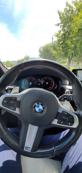BMW 5 Series • 2018 • 98,900 km 4