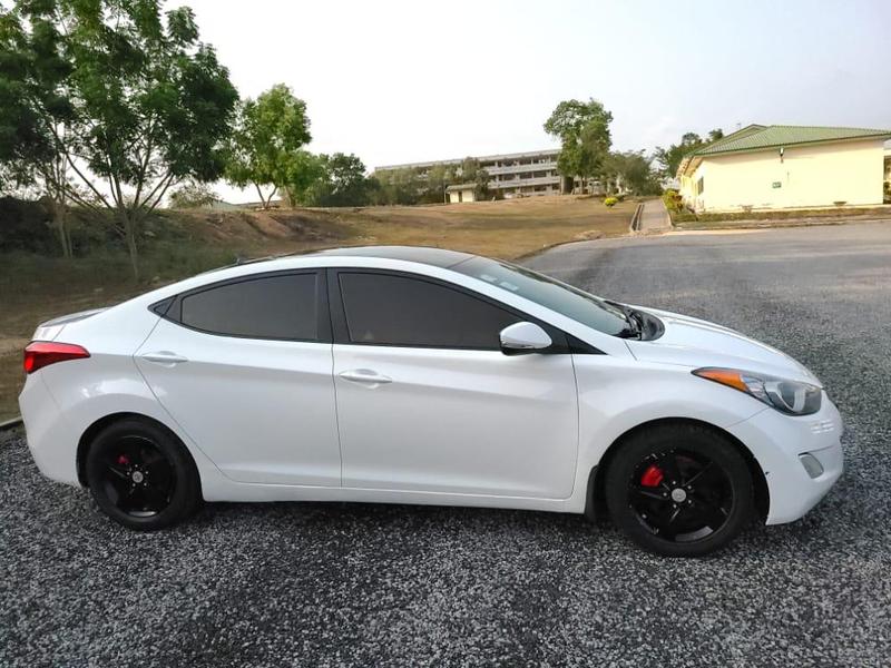 Hyundai Elantra • 2012 • 51,684 km 8