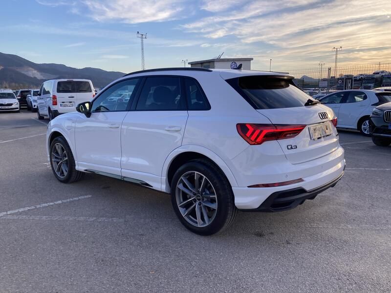 Audi Q3 • 2024 • 2,312 km 3
