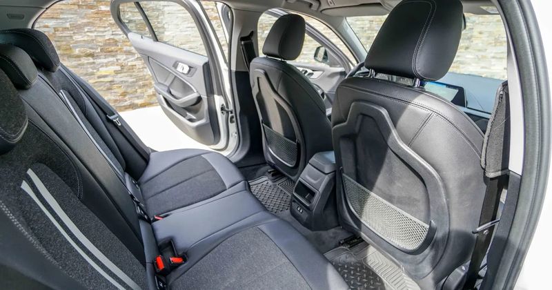 BMW 1 Series • 2019 • 61,000 km 5