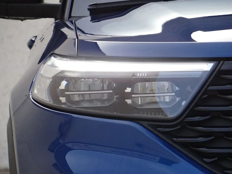 Ford Explorer • 2023 • 38,000 km 5