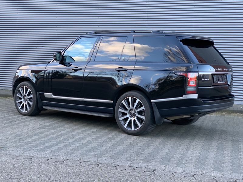 Land Rover Range Rover • 2013 • 120,620 km 5