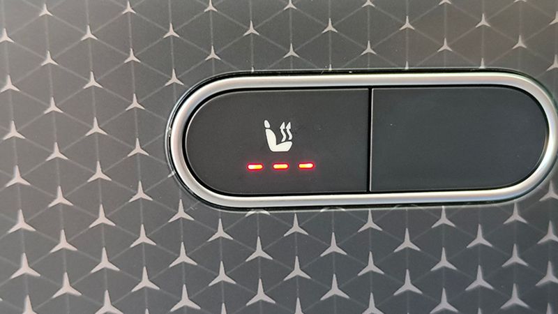 Mercedes-Benz Class B • 2023 • 6,999 km 7