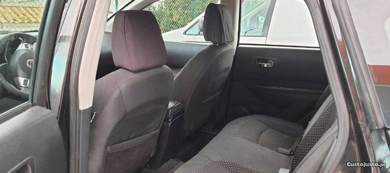 Nissan Qashqai • 2009 • 250,000 km 3