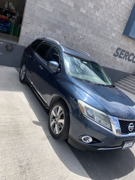 Nissan Pathfinder • 2013 • 93,800 km 10