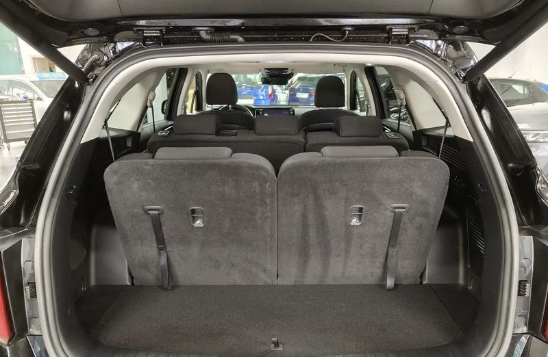 Kia Sorento • 2022 • 26,342 km 13