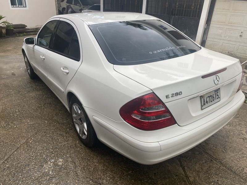 Mercedes-Benz E-Class • 2006 • 105,000 mi 12