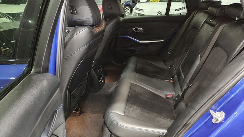 BMW 3 Series • 2020 • 59,316 km 7