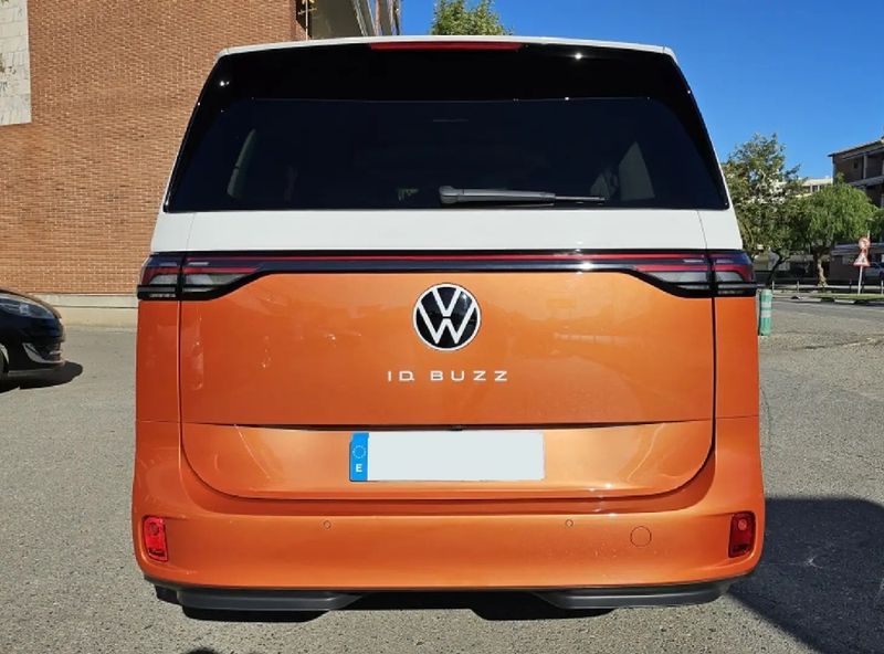 Volkswagen Caravelle • 2023 • 14,000 km 5