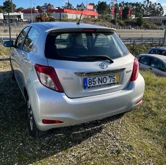 Toyota Yaris • 2013 • 120,000 km 8